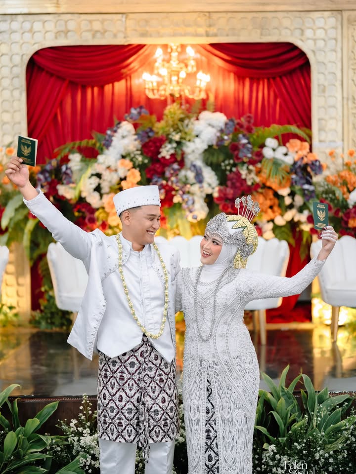 Dnia Wedding